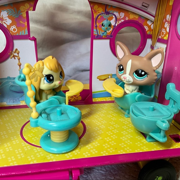 Littlest pet shop Airplane playset - Picture 6 of 9